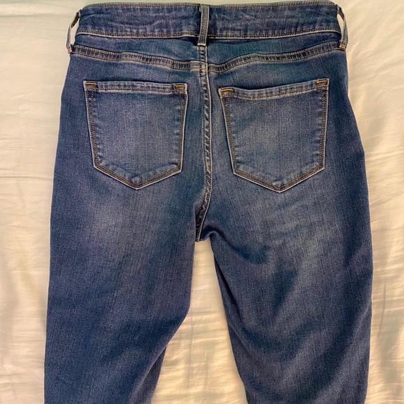 High Waisted Old Navy Medium Wash Jeans - Picture 3 of 3